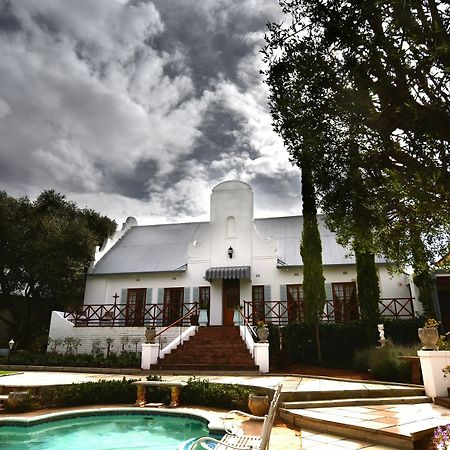 Bloemstantia Guest House Bloemfontein Extérieur photo