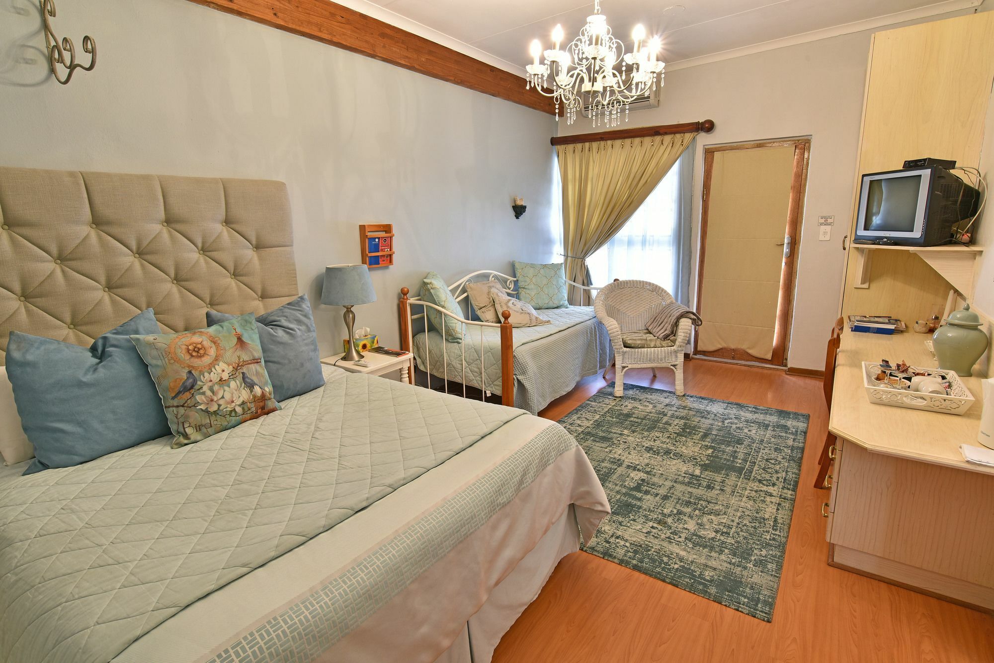 Bloemstantia Guest House Bloemfontein Extérieur photo